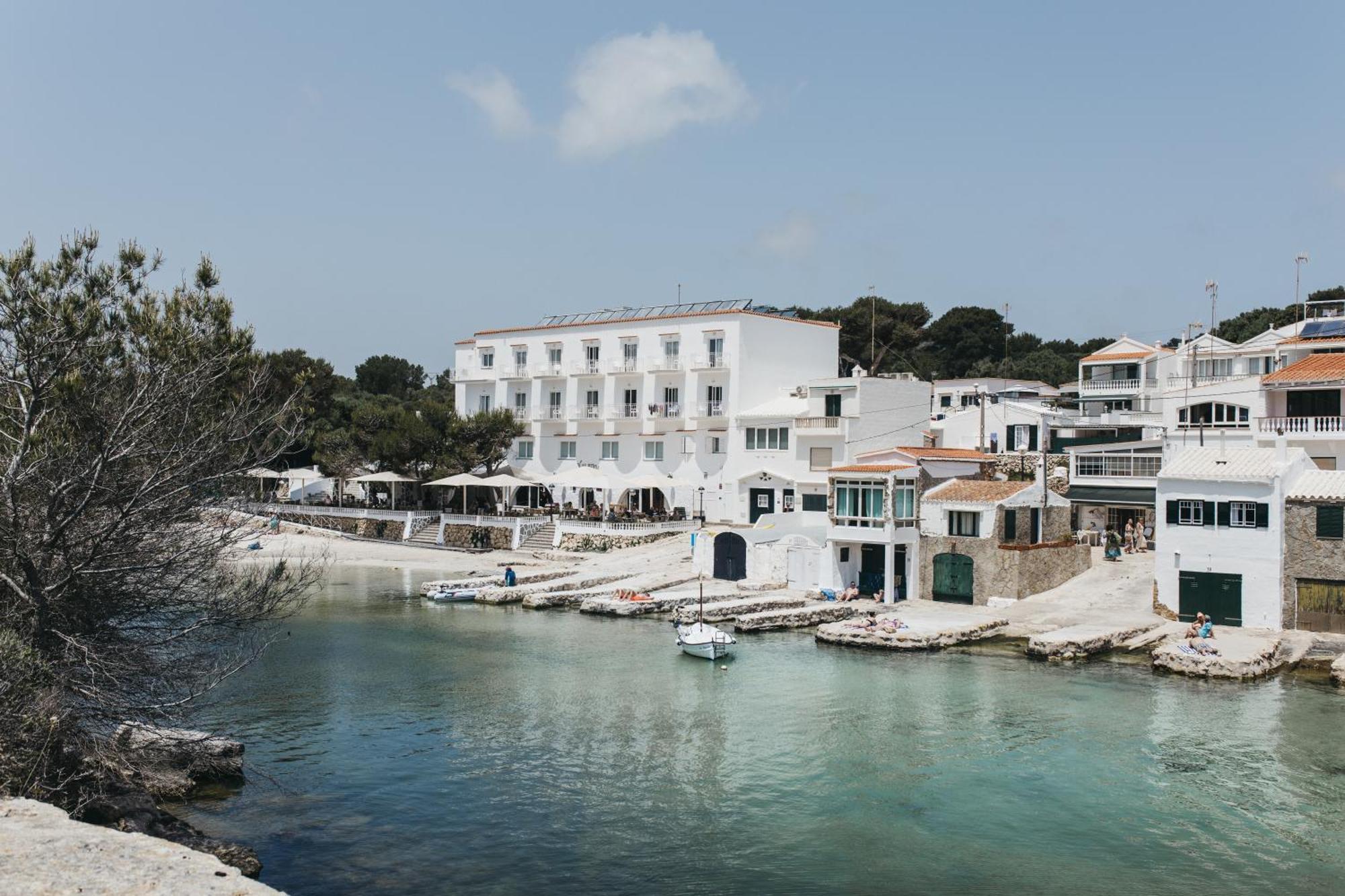 Hostal Xuroy Cala Alcaufar Kültér fotó
