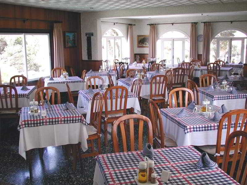 Hostal Xuroy Cala Alcaufar Kültér fotó
